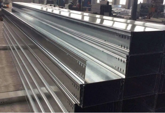 常見橋架行業(yè)標(biāo)準(zhǔn)有哪些，關(guān)于橋架材質(zhì)和厚度